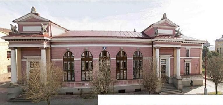 Na svém místě stojí českobrodská sokolovna už 130 let
