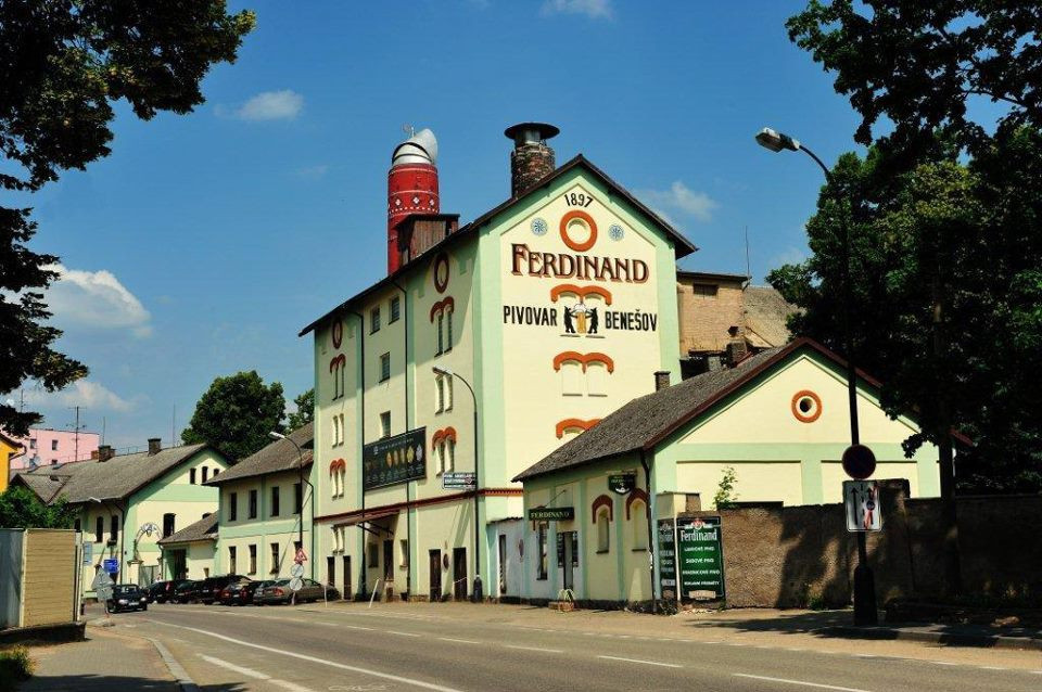 Ооо пивовар. Пивовар свижану. Pivovar Ferdinand лого. Pivovar Мем.