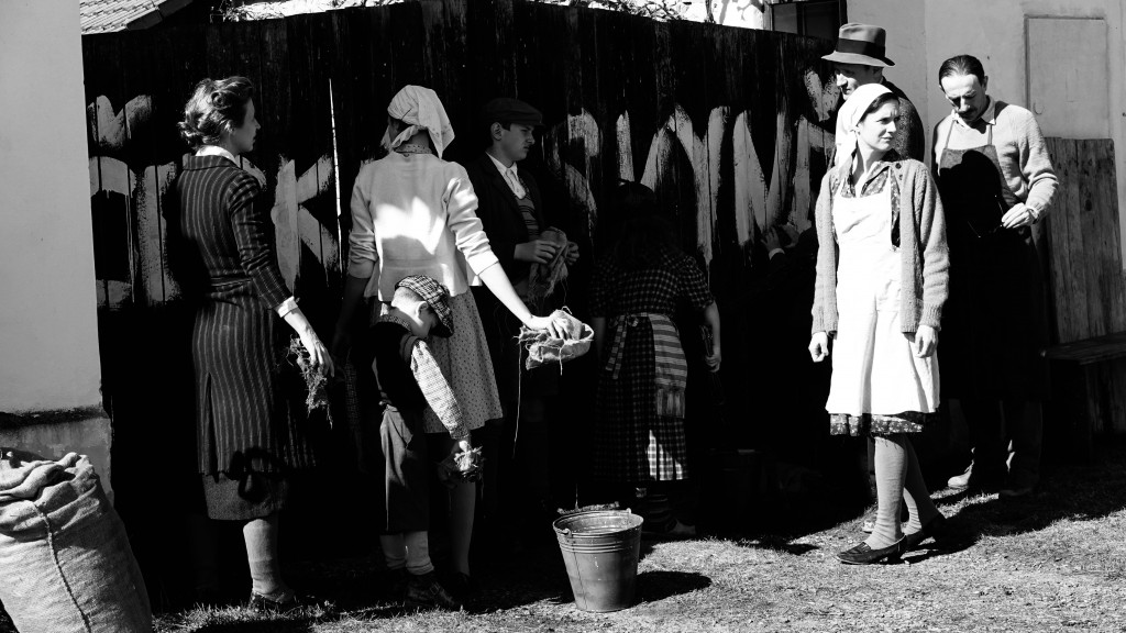 Film Krajina ve stínu ČtiDoma.cz
