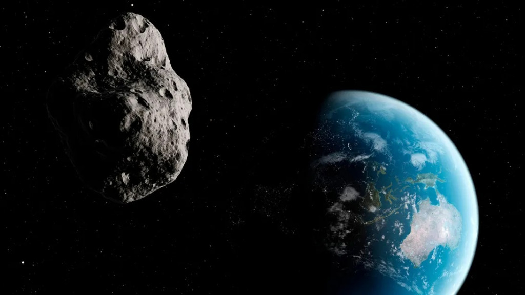 Asteroid 2023 BU proletěl kolem Země ve vzdálenosti desetkrát menší, než v jaké kolem ní obíhá Měsíc. Vědci o něm věděli jen týden předem (ilustrační foto)