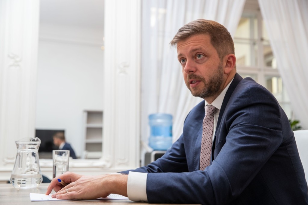 Rakušan a Bartoš vystupovali jednotně, v posledních dnech se ale spolupráce rychle hroutí