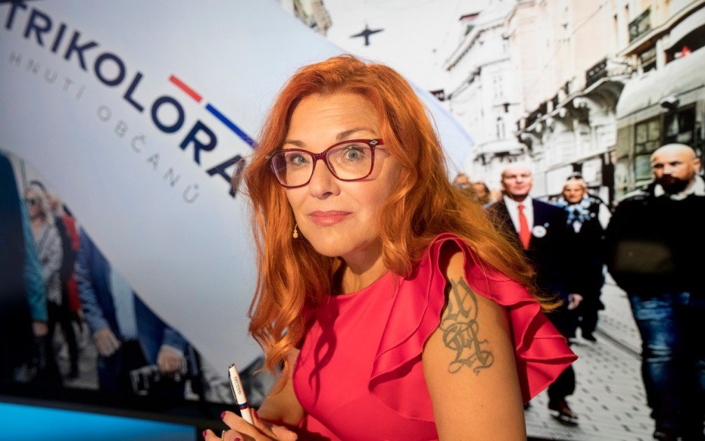 Zuzana září jako hlavní tvář formace Trikolora Svobodní Soukromníci