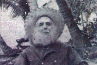 Wiliam Marsters podnikl opravdu zvláštní krok. Svoji budoucí rodinu usadil na ostrově, vzdáleném tisíce kilometrů od pevniny