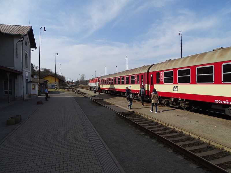 Vlaková výluka na trati