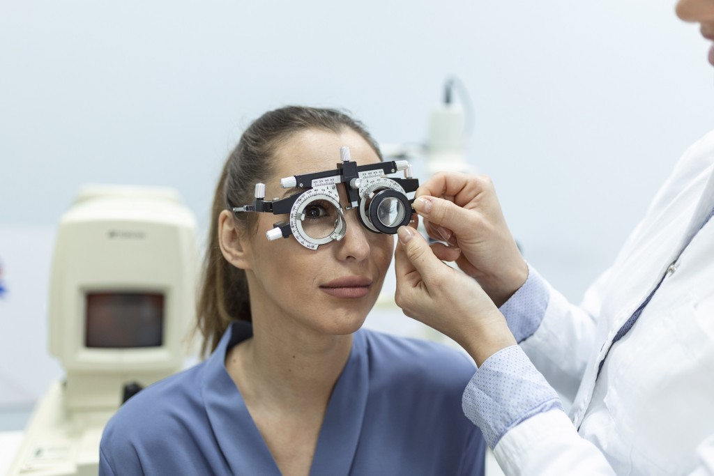 Optometrie je nelékařská zdravotnická profese zaměřená na lidské oko a jeho vlastnosti