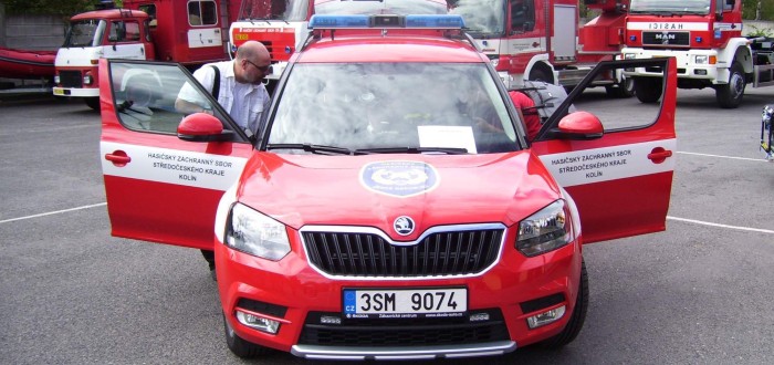 Takovýto velitelský vůz je nyní i ve výbavě Hasičského záchranného sboru Benešov