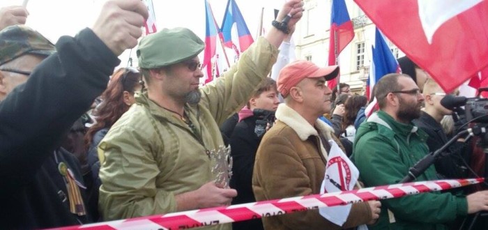 Účastníci sobotní demonstrace Hnutí Úsvit a Bloku proti islámu.