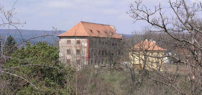 V kraji je řada historických památek, které ale teprve čekají na svého spasitele. Mezi nimi je i dobříšský hrad Vargač, který je momentálně na prodej