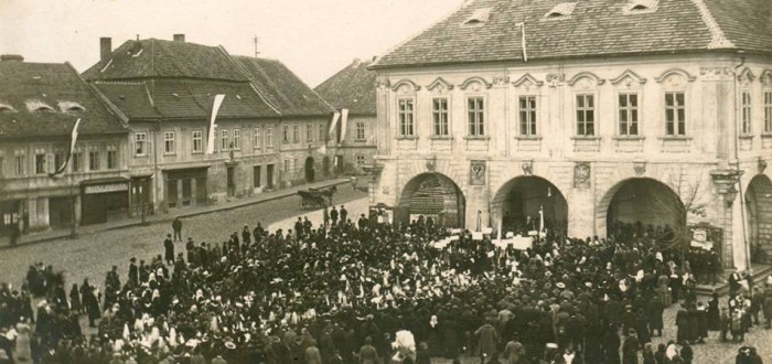 Velvary jako překrásné historické město.