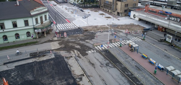 Kolínské nádraží už se začíná pomalu rýsovat, změny jsou vidět na první pohled. Podívejte se i na další fotky