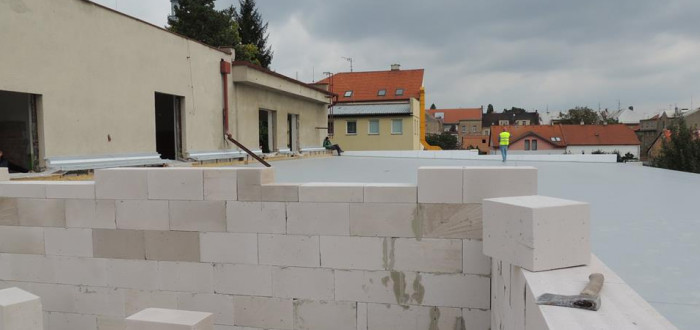 Hlahol už rekonstrukci potřeboval jako sůl. Podívejte se do naší fotogalerie, jak se pokročilo uvnitř objektu