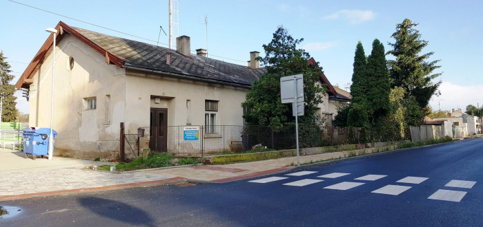 Tato budova nově říká městu Úvaly pane. Kolik za ni muselo město vyplatit?