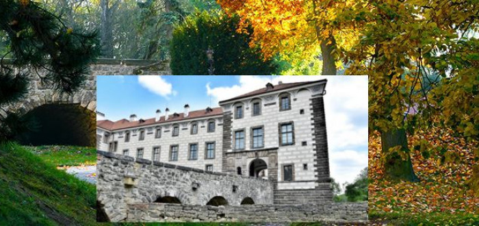  Pouhých dvaadvacet kilometrů od Prahy leží obec Nelahozeves, která se nachází v okrese Mělník