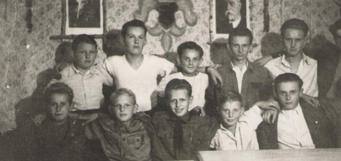 Oddíl kralupských skautů ve 30. letech