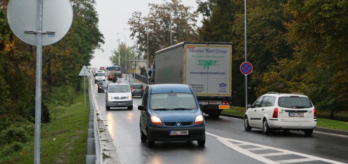 Průtah městem je od 14. 10. oficiálně hotov. U Kralup bude ovšem nová objížďka