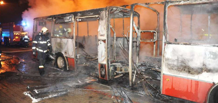 Většinou je to rychlé a z autobusu nezůstane prakticky nic