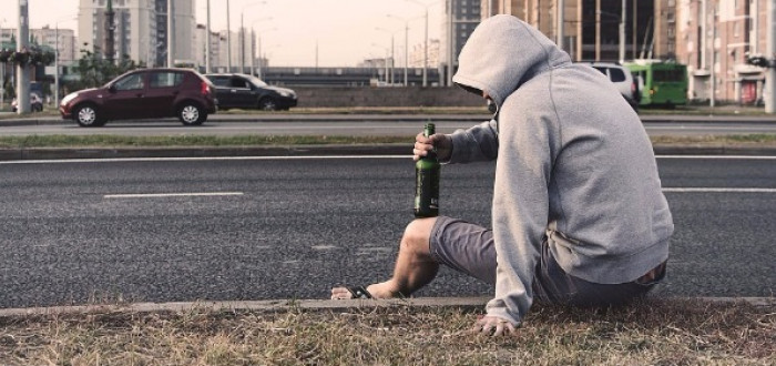 Nejhorší je řešit stres alkoholem, který ho naopak ještě více prohlubuje