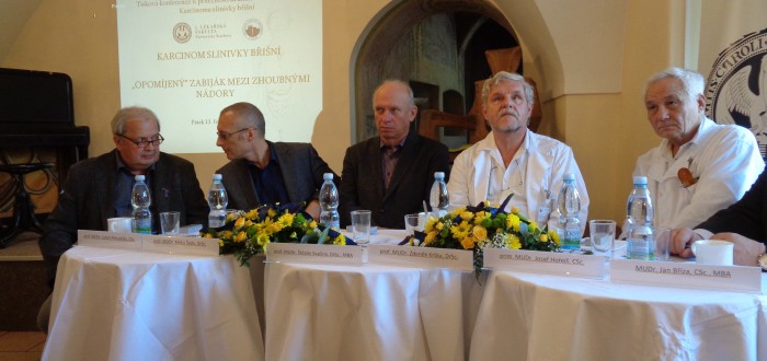 Zleva: prof. Luboš Petruželka, prof. Alexi Šedo, prof. Štěpán Svačina, prof. Zdeněk Krška a primář Josef Hořejš
