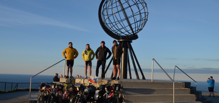 Kluci na Nordkapp dorazili po 41 dnech jízdy...
