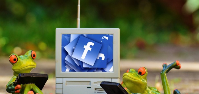 Heslo dne... Kdo nemá Facebook, neni člověk.