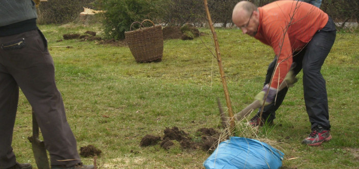 Na zahradách lze již v těchto dnech pracovat