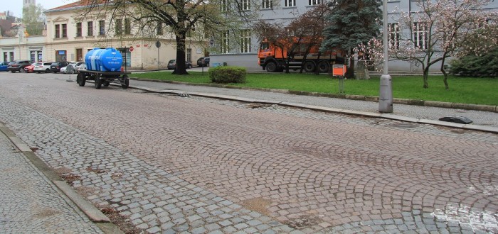 Rekonstrukce Na Náměti se prodlouží pravděpodobně o několik týdnů
