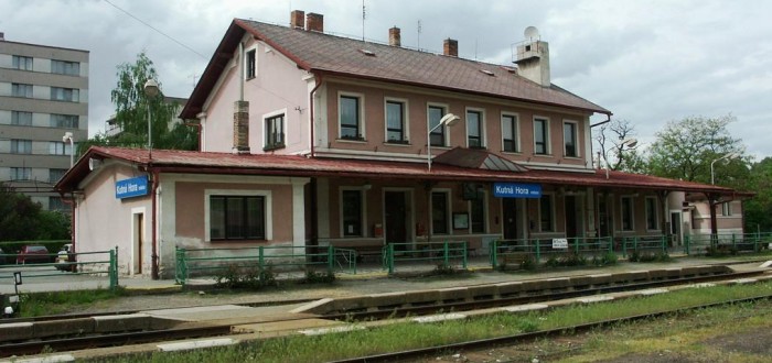 Současná podoba vlakového nádraží se místním příliš nelíbí