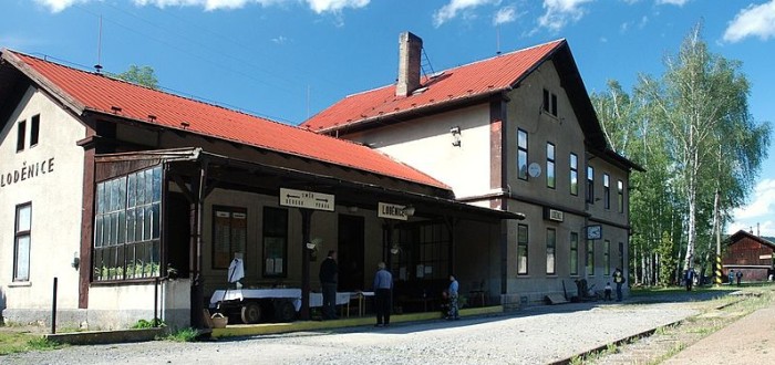 Nádraží z Ostře sledovaných vlaků