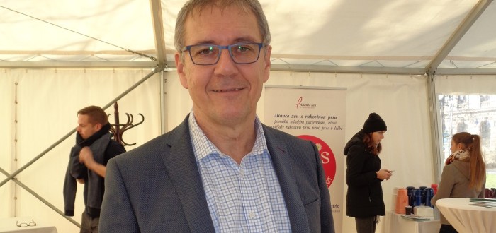 Prof. MUDr. Jan Daneš, CSc., přednosta radiodiagnostické kliniky Všeobecné fakultní nemocnice v Praze a vedoucí Mamodiagnostického centra v Berouně