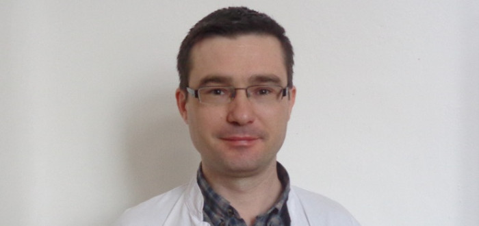 MUDr. Marek Páv, Ph.D. je náměstek pro lékařskou péči a primář všeobecného příjmu