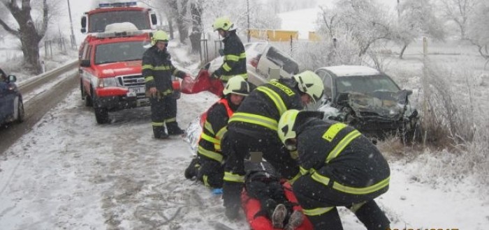 Záchranáři mají plné ruce práce napříč republikou