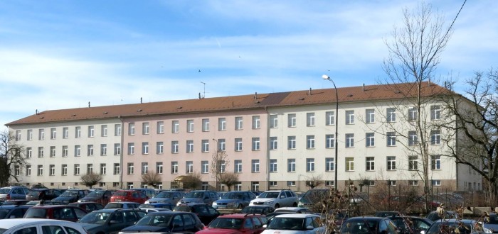 Pražská kasárna sloužila jako ubikace vojáků, teď z nich město chce mít sociální bydlení