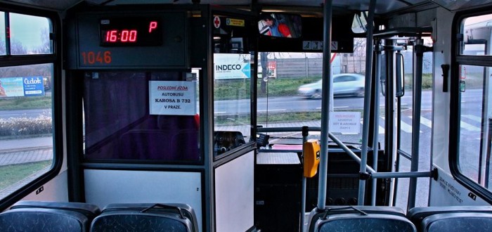 Za městskou hromadnou dopravu si cestující připlácet nebudou