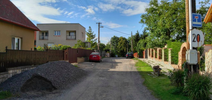 Staré Slovany bezesporu rekonstrukci potřebují, fotografie z místa to jasně dokazuje