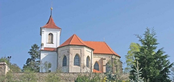 Kaple viditelně chátrá, ale v budoucnosti by o ní mělo být dobře postaráno