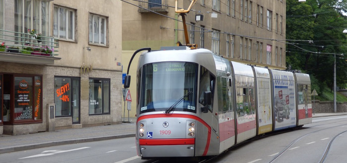 Jak se chovat k tramvaji?
