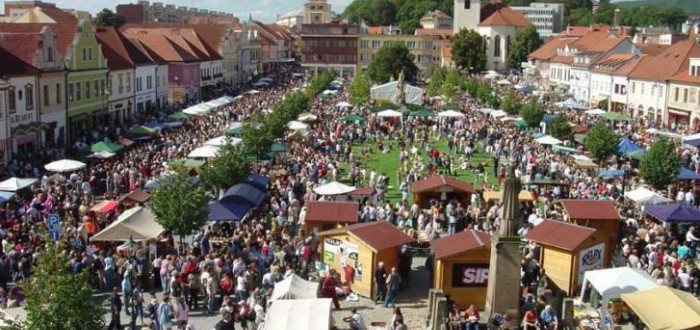 Hrnčířské trhy jsou v Berouně pořádány od roku 1997