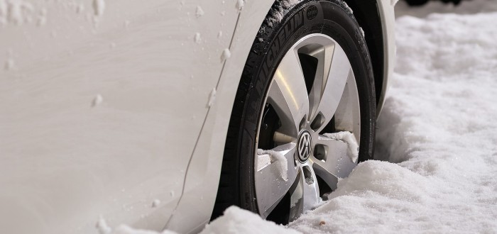 Jedete na hory? Připravte na to auto a do kufru přihoďte i pár zdánlivých maličkostí