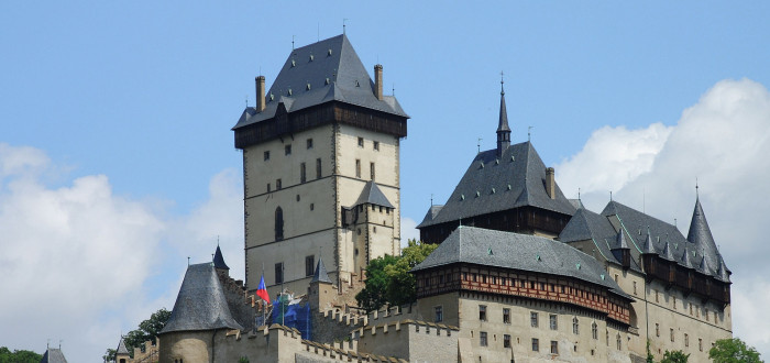 Karlštejn zná každý, ale byli jste i na prohlídce hradu?