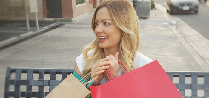 Shopaholičky se s kamarádkou často podporují