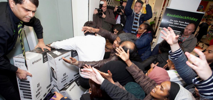 Black Friday způsobuje davové šílenství hlavně v USA