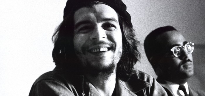 Bolivijský prezident René Barrientos nařídil 9. října 1967 Guevarovu popravu. Ta byla provedena v málo přístupné vesničce La Higuera tak, aby rány vypadaly jako rány z boje