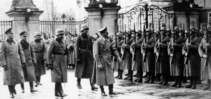 Vůdce měl s Prahou velké plány, například v blízkém okolí náměstí Republiky se měla vybudovat zcela nová třída Adolfa Hitlera