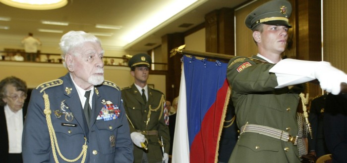 Hrdina František Fajtl si po válce místo úcty prošel peklem, které mu připravil tehdejší režim... 