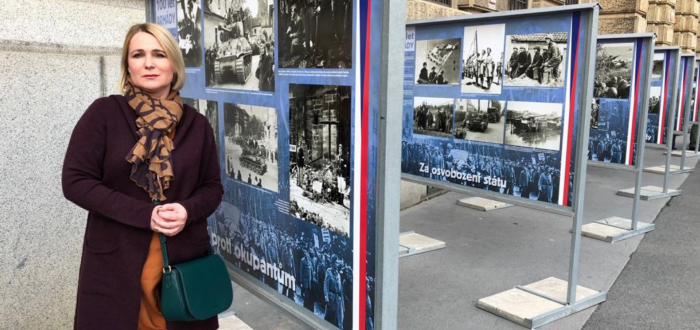 „Tato prohra je důsledkem impotence vlády vyjednat pro Českou republiku na půdě a orgánech EU výjimky.“