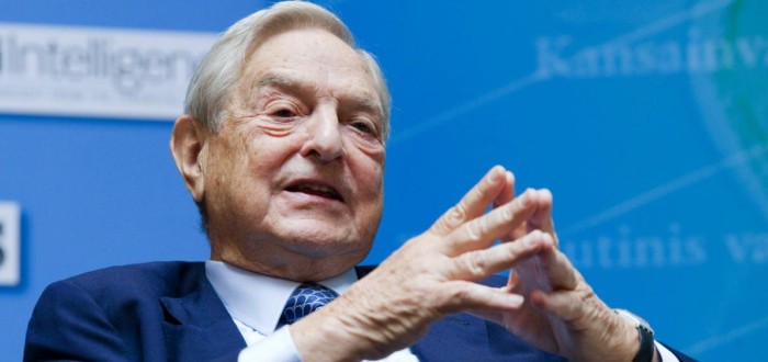 George Soros konspirační teorie vnímá z nadhledu