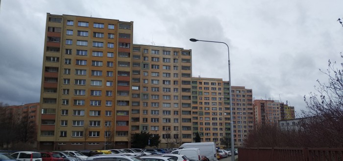 V prvním paneláku bydlela Marie, v okruhu dalších probíhalo také vyšetřováni