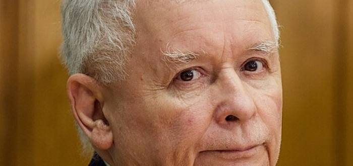 Jarosław Kaczyński v roce 2022, kdy byl nejvlivnější postavou v Polsku