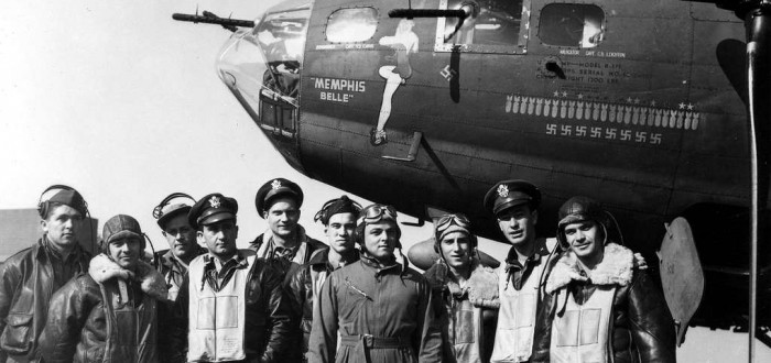 Posádka letounu B-17F Memphis Belle byla oslavována