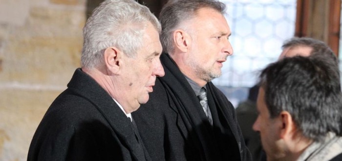Miloš Zeman po deseti letech na Hradě končí. Jeho dědictví bude značně rozporuplné